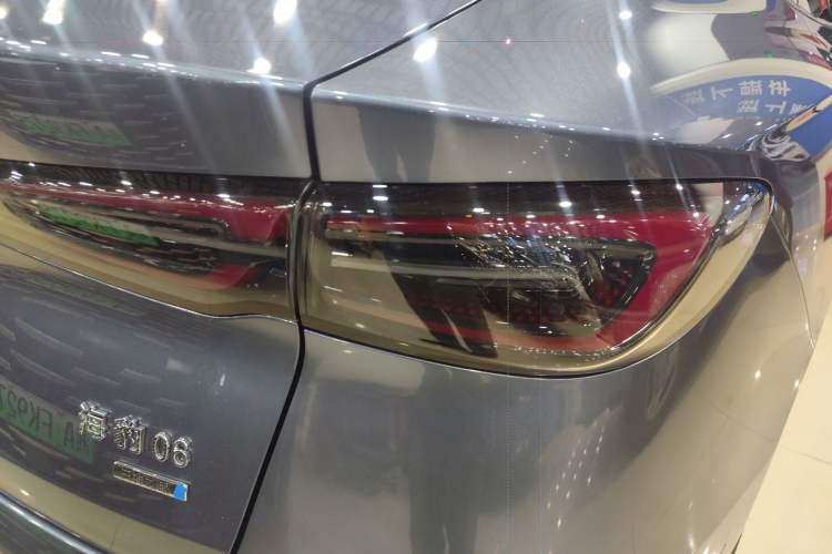 Used BYD Seal 06 New Energy 2025 DM-i Smart Drive 80KM Prestige Model Exterior 1