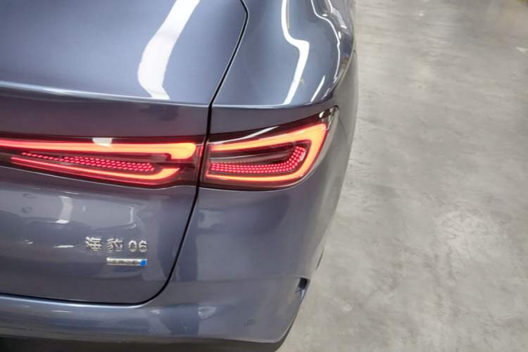 Used BYD Seal 06 New Energy 2025 DM-i Smart Drive 120KM Deluxe Model Exterior 3