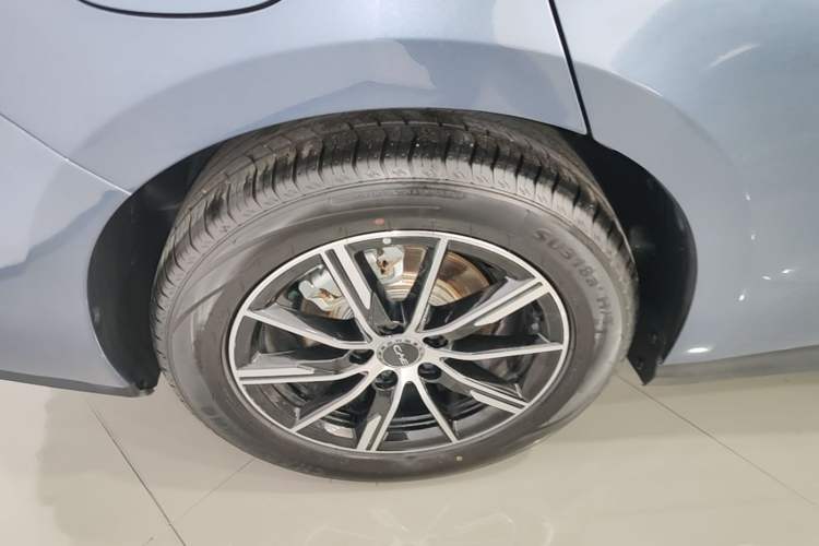 Used BYD Seal 06 New Energy 2025 DM-i Smart Drive 120KM Prestige Model Exterior 5