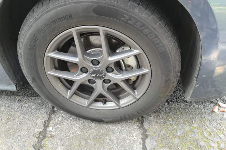 Used BYD Seal 06 New Energy 2025 DM-i Smart Drive 80KM Luxury Model Exterior 7