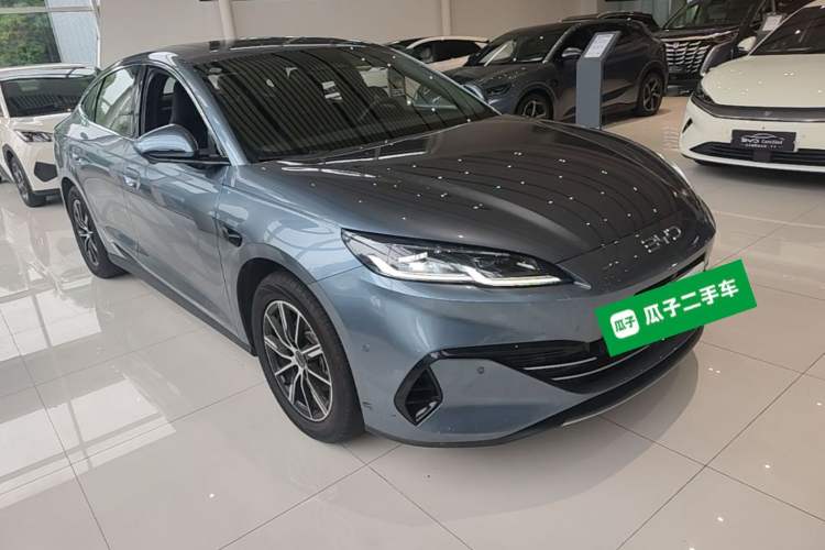 Used BYD Seal 06 New Energy 2025 DM-i Smart Drive 120KM Deluxe Model Front Right 45 Deg