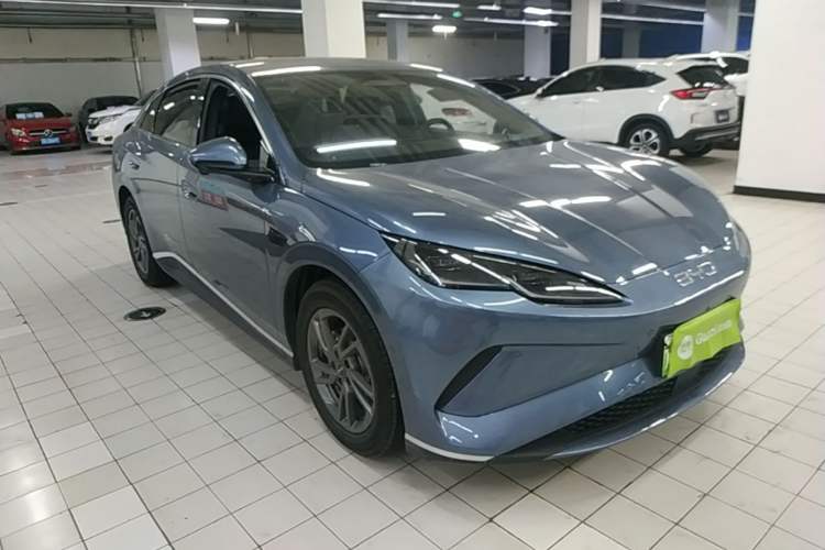 Used BYD Seal 06 New Energy 2025 EV 470KM Prestige Edition Front Right 45 Deg