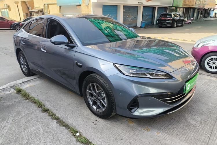 Used BYD Seal 06 New Energy 2025 DM-i Smart Drive 80KM Luxury Model Front Right 45 Deg