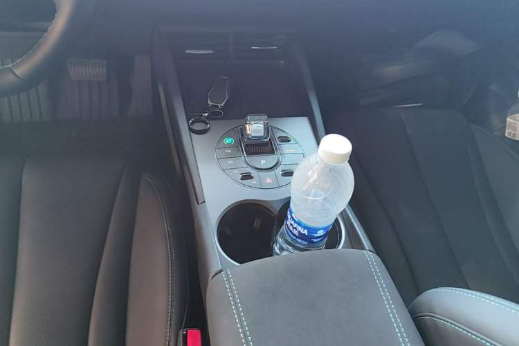 Used BYD Seal 06 New Energy 2025 DM-i Smart Drive 80KM Luxury Model Gear Lever
