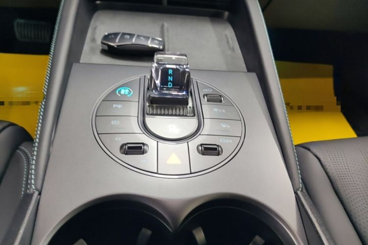 Used BYD Seal 06 New Energy 2025 DM-i Smart Drive 120KM Deluxe Model Gear Lever