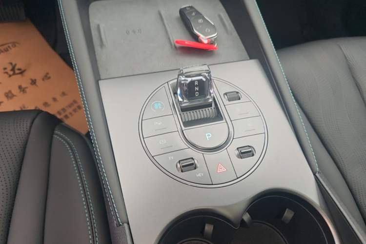 Used BYD Seal 06 New Energy 2025 DM-i Smart Drive 120KM Deluxe Model Gear Lever