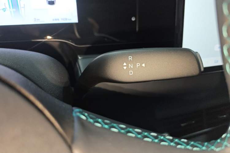 Used BYD Seal 06 New Energy 2025 EV 545KM Premium Edition Gear Lever