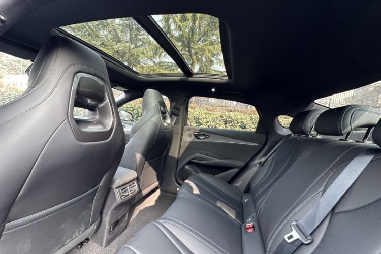 Used BYD Seal 06 New Energy 2025 DM-i Smart Drive 120KM Prestige Model Headliner