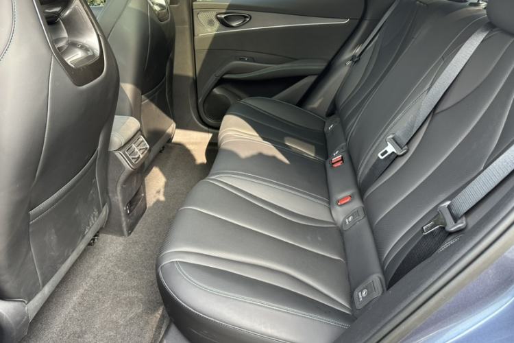 Used BYD Seal 06 New Energy 2025 DM-i Smart Drive 120KM Prestige Model Interior 1