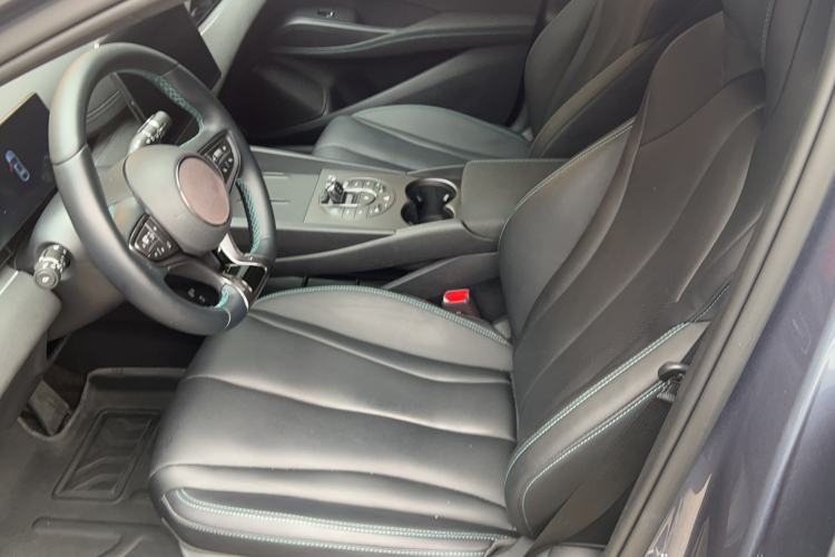 Used BYD Seal 06 New Energy 2025 DM-i Smart Drive 80KM Luxury Model Interior 1