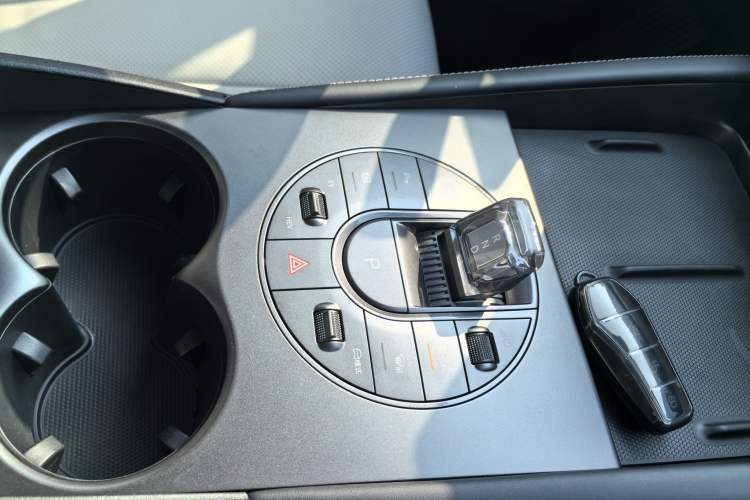 Used BYD Seal 06 New Energy 2025 DM-i Smart Drive 120KM Prestige Model Interior 2