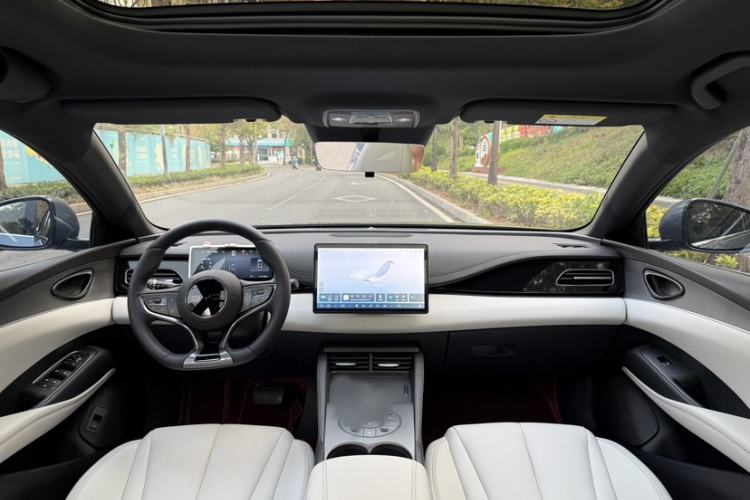 Used BYD Seal 06 New Energy 2025 DM-i Smart Drive 80KM Prestige Model Interior 3