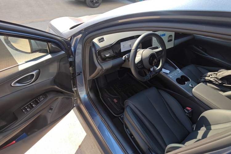 Used BYD Seal 06 New Energy 2025 EV 545KM Flagship Edition Interior 3
