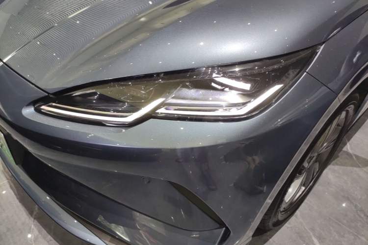 Used BYD Seal 06 New Energy 2025 EV 545KM Premium Edition Left Front Headlight