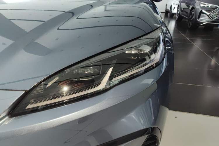Used BYD Seal 06 New Energy 2025 DM-i Intelligent Drive 120KM Flagship Model Left Front Headlight