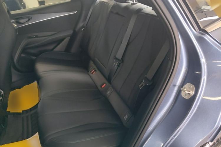 Used BYD Seal 06 New Energy 2025 DM-i Smart Drive 120KM Deluxe Model Left Rear Seat