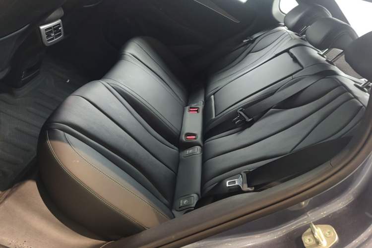 Used BYD Seal 06 New Energy 2025 DM-i Smart Drive 120KM Deluxe Model Left Rear Seat