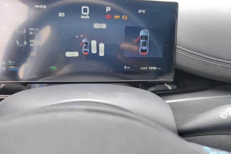 Used BYD Seal 06 New Energy 2025 DM-i Smart Drive 80KM Prestige Model Odometer Close Up