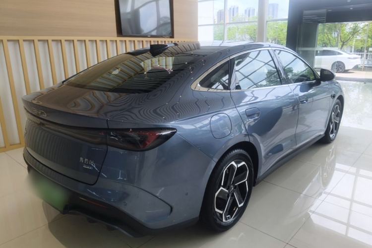 Used BYD Seal 06 New Energy 2025 DM-i Intelligent Drive 120KM Flagship Model Rear Right 45 Deg