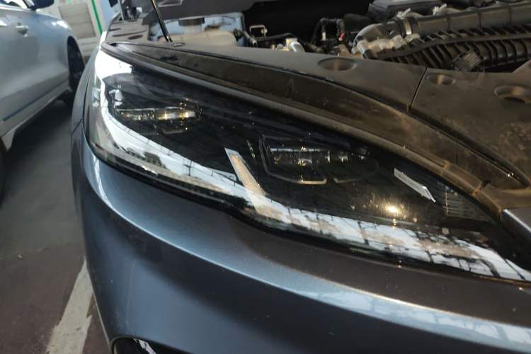 Used BYD Seal 06 New Energy 2025 DM-i Smart Drive 120KM Prestige Model Right Front Headlight