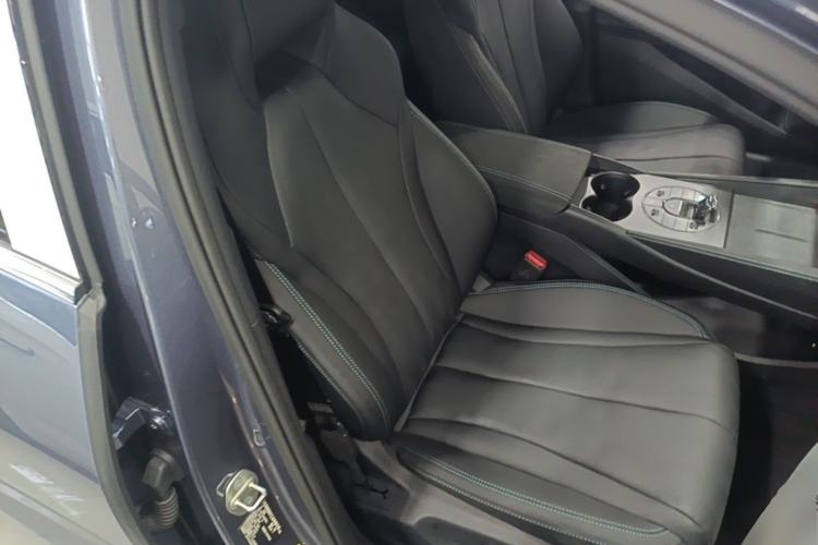 Used BYD Seal 06 New Energy 2025 DM-i Smart Drive 120KM Deluxe Model Right Front Seat