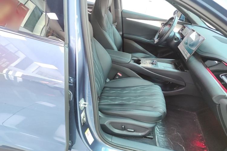 Used BYD Seal 06 New Energy 2025 DM-i Intelligent Drive 120KM Flagship Model Right Front Seat