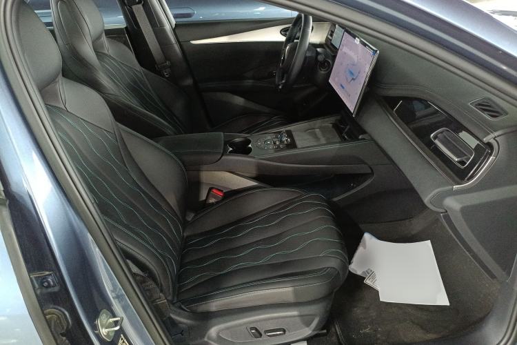Used BYD Seal 06 New Energy 2025 DM-i Intelligent Drive 120KM Flagship Model Right Front Seat