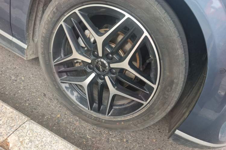 Used BYD Seal 06 New Energy 2025 EV 545KM Flagship Edition Right Front Wheel Hub