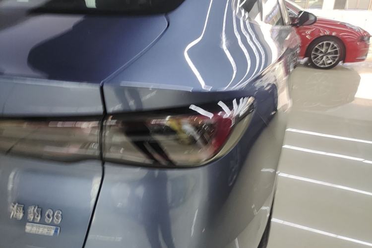 Used BYD Seal 06 New Energy 2025 DM-i Smart Drive 120KM Deluxe Model Right Rear Taillight