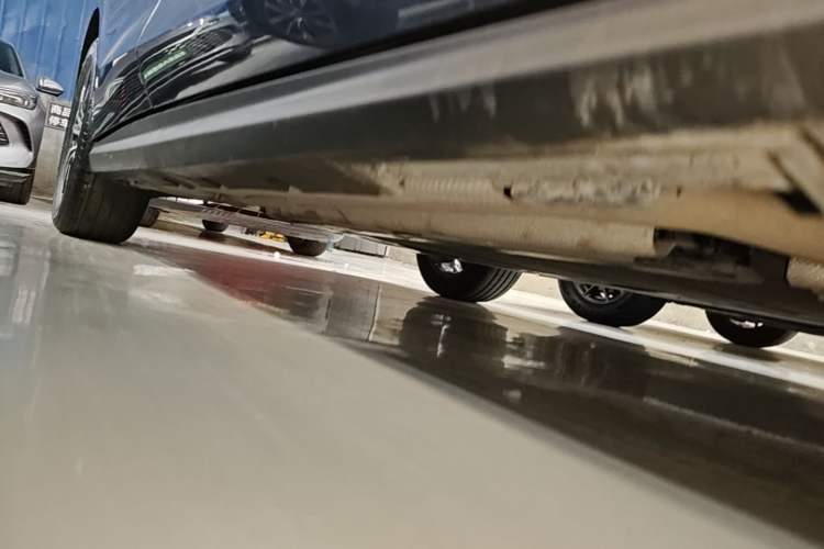 Used BYD Seal 06 New Energy 2025 DM-i Smart Drive 80KM Prestige Model Right Side Sill