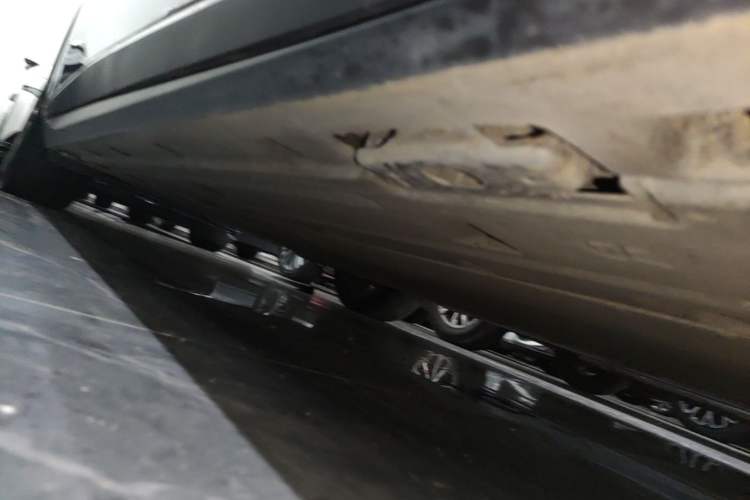 Used BYD Seal 06 New Energy 2025 EV 545KM Premium Edition Right Side Sill