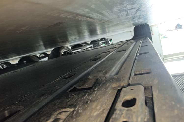 Used BYD Seal 06 New Energy 2025 EV 545KM Premium Edition Right Side Sill