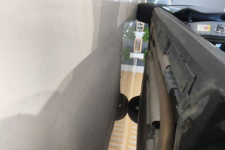 Used BYD Seal 06 New Energy 2025 DM-i Intelligent Drive 120KM Flagship Model Right Side Sill