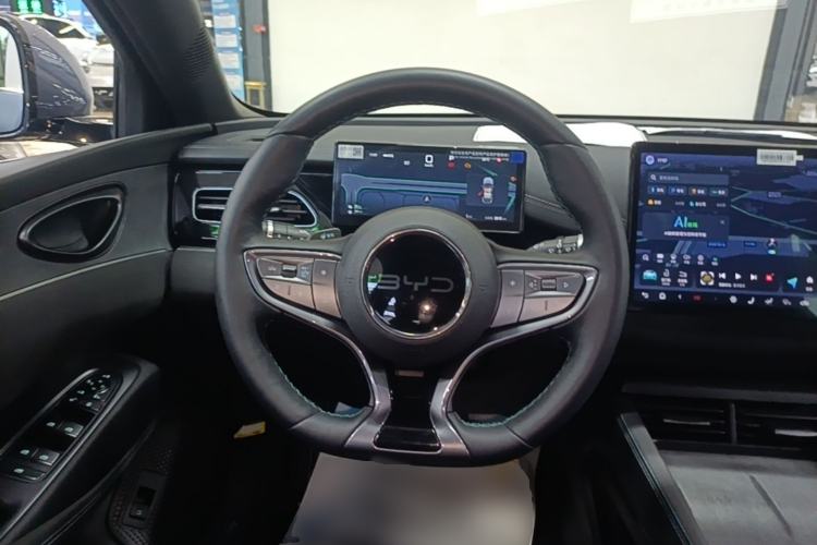 Used BYD Seal 06 New Energy 2025 DM-i Smart Drive 120KM Deluxe Model Steering Wheel