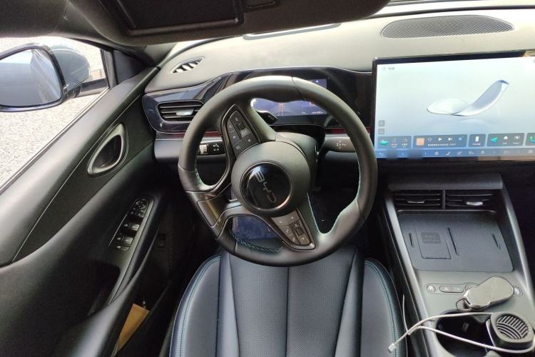 Used BYD Seal 06 New Energy 2025 EV 545KM Flagship Edition Steering Wheel