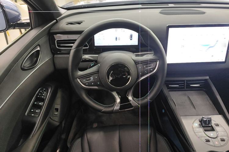 Used BYD Seal 06 New Energy 2025 DM-i Smart Drive 120KM Deluxe Model Steering Wheel
