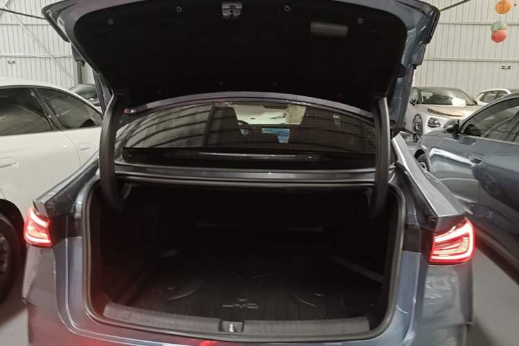 Used BYD Seal 06 New Energy 2025 DM-i Smart Drive 80KM Prestige Model Trunk