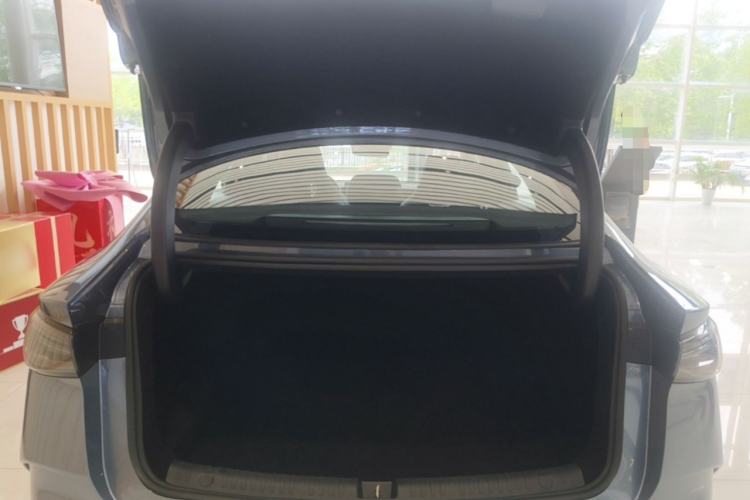 Used BYD Seal 06 New Energy 2025 DM-i Intelligent Drive 120KM Flagship Model Trunk