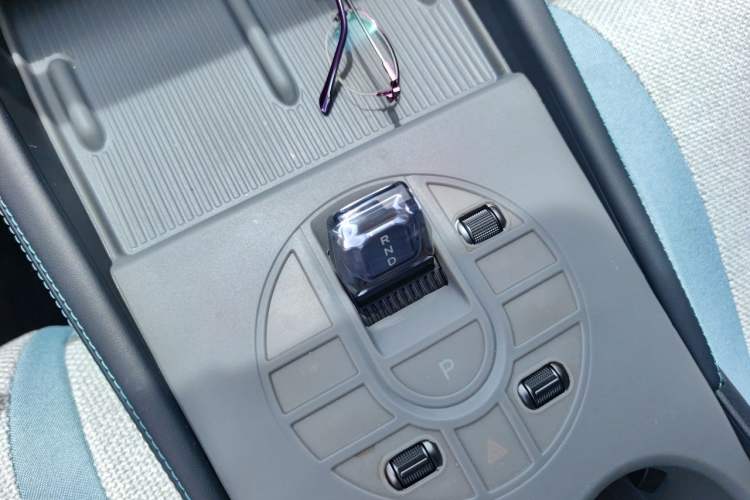 Used BYD Seal 06 New Energy 2025 DM-i Smart Drive 80KM Prestige Model Vehicle Key