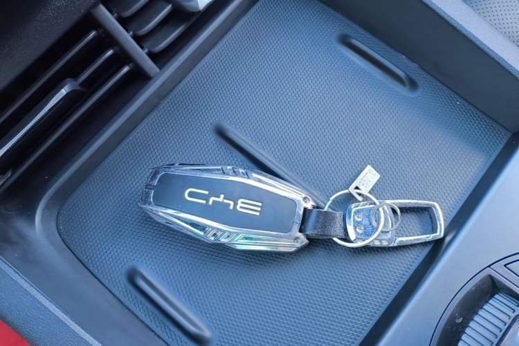 Used BYD Seal 06 New Energy 2025 DM-i Smart Drive 80KM Luxury Model Vehicle Key