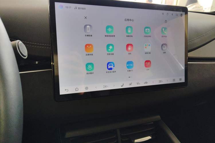 Used BYD Seal 06 New Energy 2025 DM-i Smart Drive 120KM Deluxe Model Audio And AC Panel