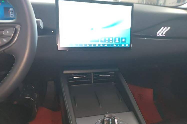 Used BYD Seal 06 New Energy 2025 DM-i Smart Drive 80KM Prestige Model Audio And AC Panel