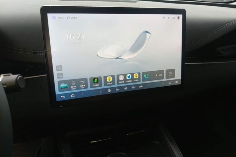 Used BYD Seal 06 New Energy 2025 DM-i Smart Drive 120KM Prestige Model Audio And AC Panel
