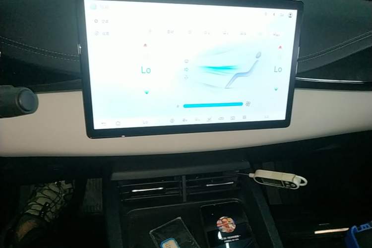 Used BYD Seal 06 New Energy 2025 DM-i Smart Drive 80KM Luxury Model Audio And AC Panel
