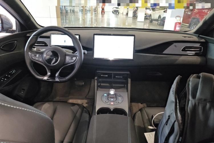 Used BYD Seal 06 New Energy 2025 DM-i Smart Drive 80KM Luxury Model Center Console