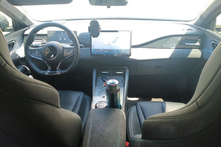 Used BYD Seal 06 New Energy 2025 DM-i Smart Drive 120KM Prestige Model Center Console