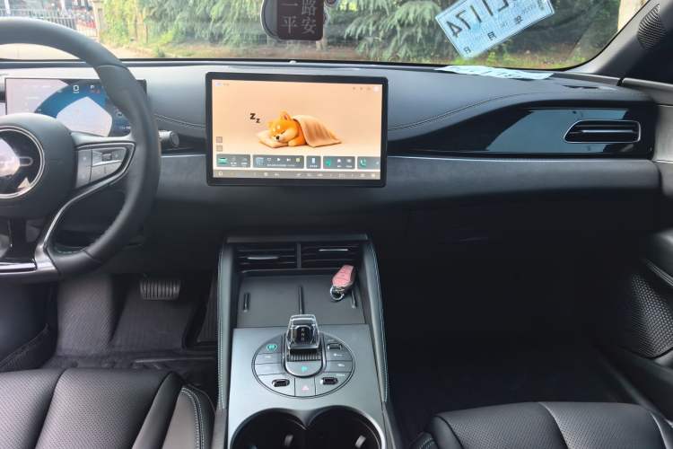 Used BYD Seal 06 New Energy 2025 DM-i Smart Drive 80KM Prestige Model Center Console