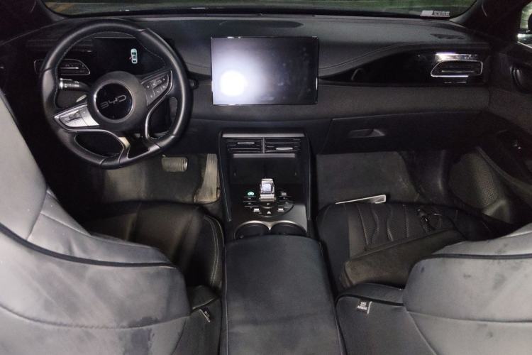 Used BYD Seal 06 New Energy 2025 DM-i Smart Drive 120KM Prestige Model Center Console