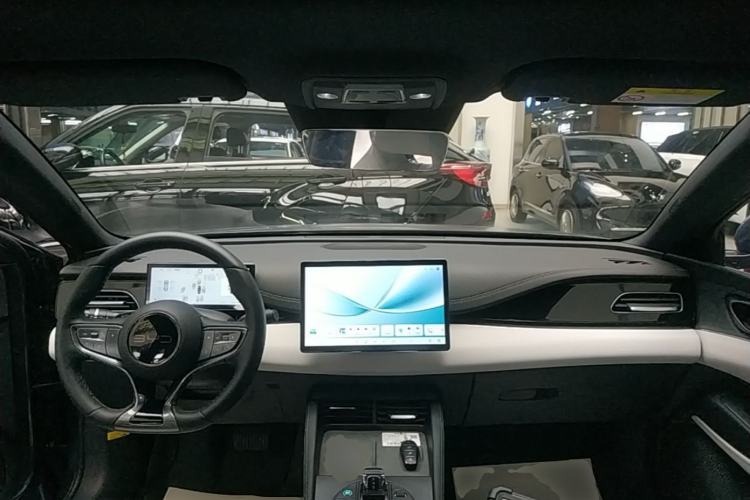 Used BYD Seal 06 New Energy 2025 DM-i Smart Drive 120KM Deluxe Model Center Console