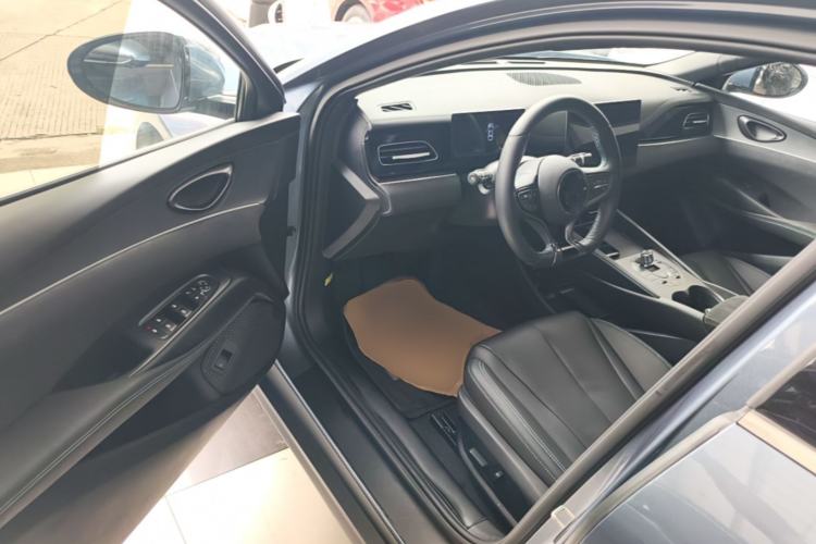 Used BYD Seal 06 New Energy 2025 DM-i Smart Drive 120KM Prestige Model Driver Seat